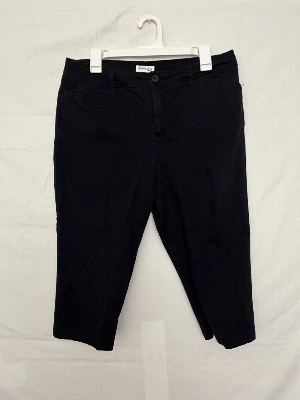 St Johns Bay Womens 14 Black Cotton Stretch Capri Cropped Pants(A961)